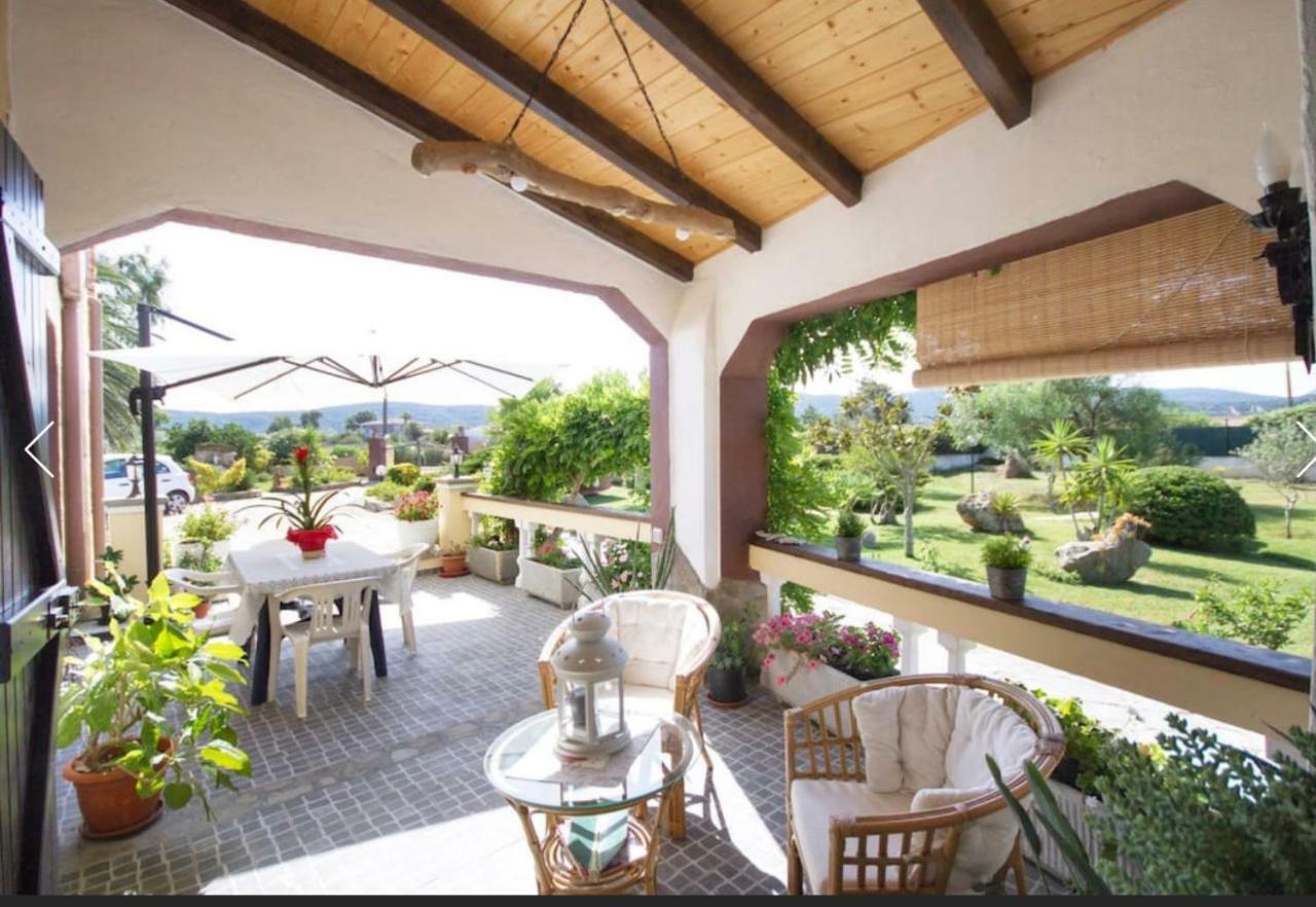 הוילה Canaglia Casa Vacanze La Guzzetta Ranch מראה חיצוני תמונה