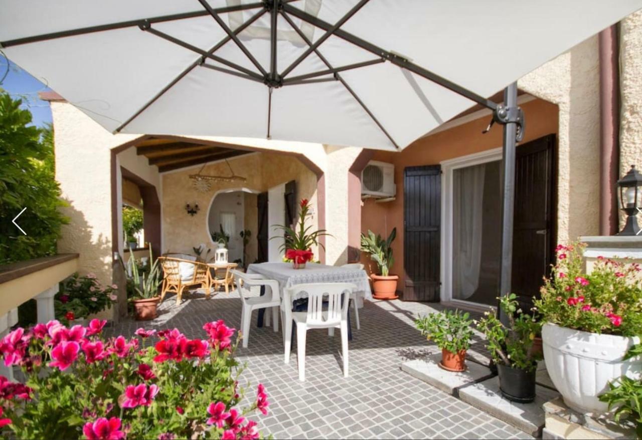הוילה Canaglia Casa Vacanze La Guzzetta Ranch מראה חיצוני תמונה