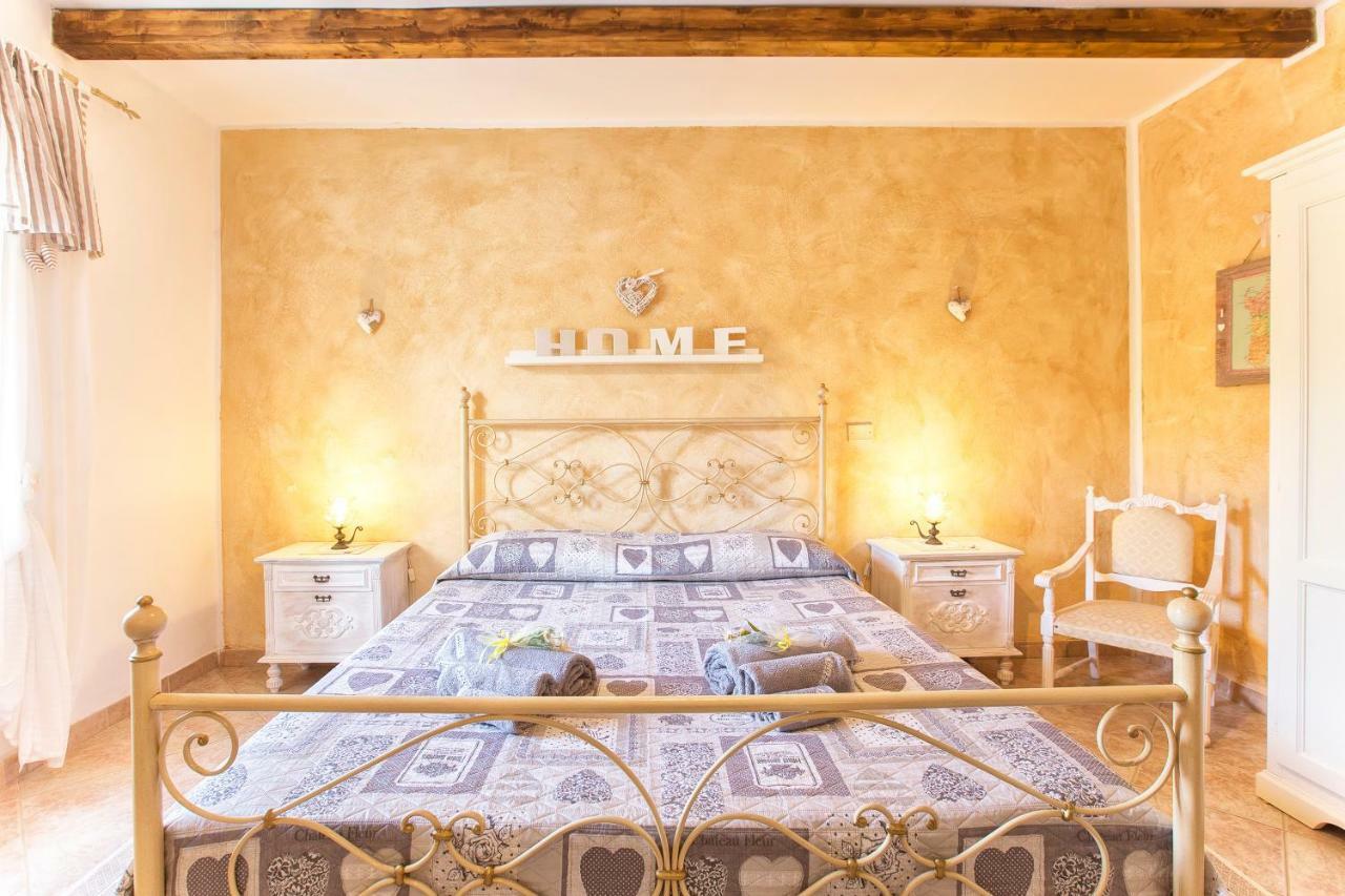 הוילה Canaglia Casa Vacanze La Guzzetta Ranch מראה חיצוני תמונה